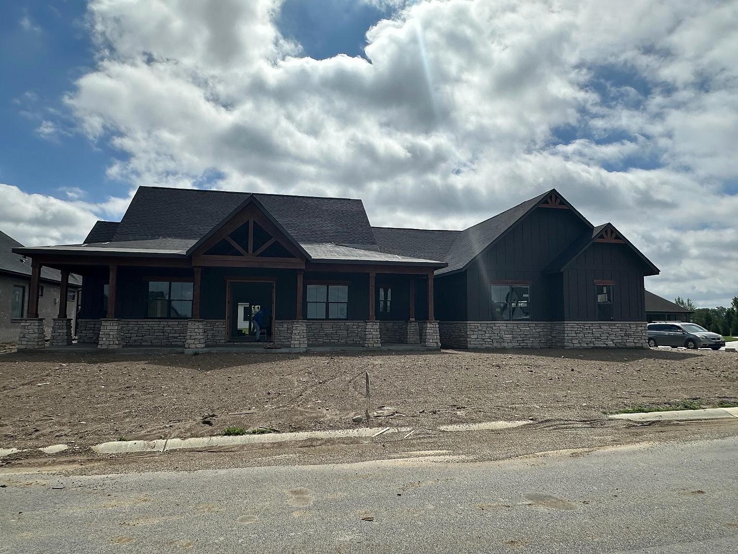 Hilllview Fairway Estate